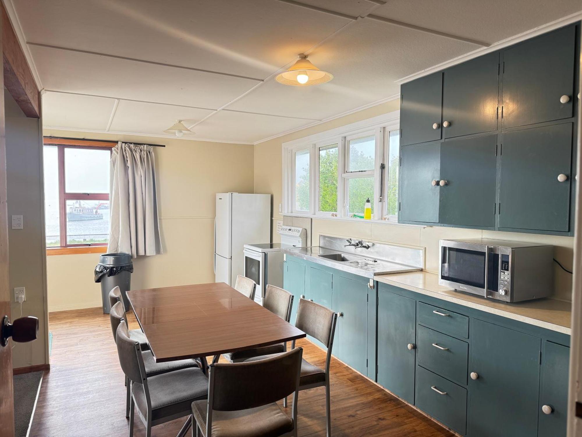 South Sea Hotel - Stewart Island Half-moon Bay Buitenkant foto